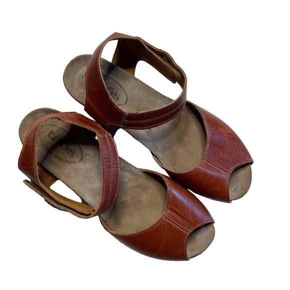 Taos Footwear Shoes - Taos Penelopeep Brown Leather Wedge Peep Toe Sandals Size 38 (7.5-8)